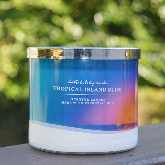 Bath & Body Works Tropical Island Bliss Candle